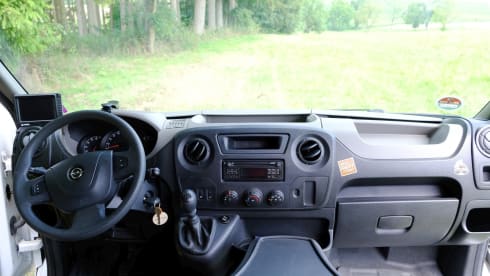 Martin – Abenteuer mit Martin – deinem gemütlichen Camper für zwei!