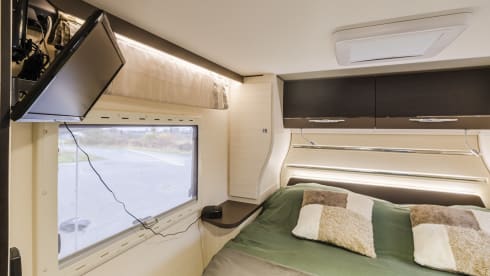 4p Challenger semi-integrated uit 2017