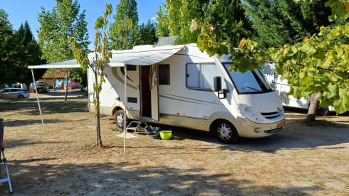 4p Bürstner integral camper from 2009