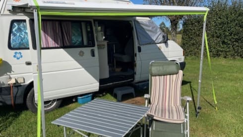 Zweisitziger Volkswagen-Bus von 1996