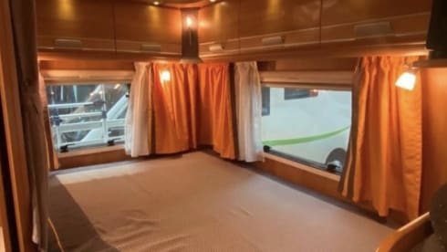 Dicker – Motorhome all inclusive