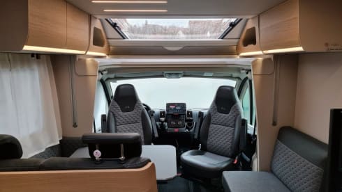 Matrix #1 – Adria Matrix 670 5 pers 2022 (#1)