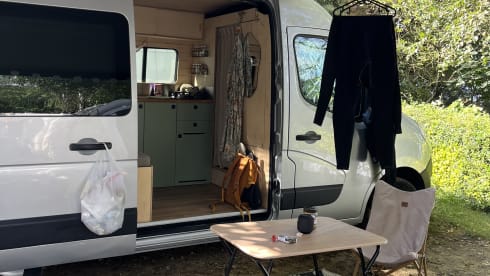 Wim  – 2p Renault campervan uit 2014
