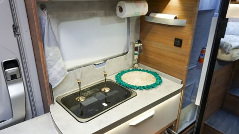 Tortuga  – Luxurious 4 sit Camper FULLY EQUIPPED Solar Generator 4000w