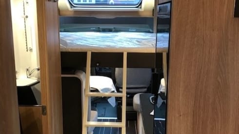 Knaus Sky wave 4p – Knaus Mobil semi-integral 4p from 2022 - air conditioning living area