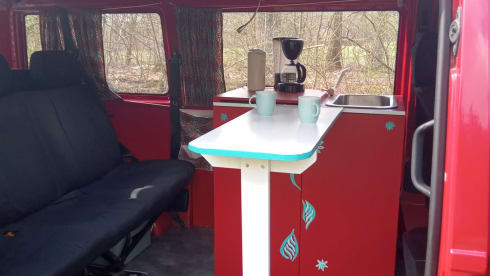 Red Rider – 2p Volkswagen campervan from 2000