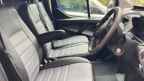 Doris – 2 berth High Top Ford campervan 2015