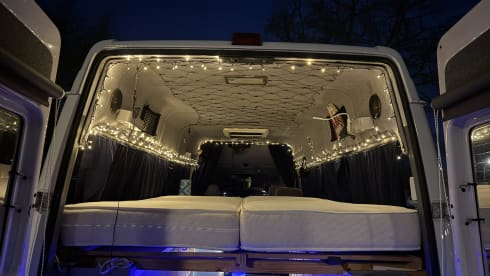 Albino – 3p Mercedes-Benz bus from 2003
