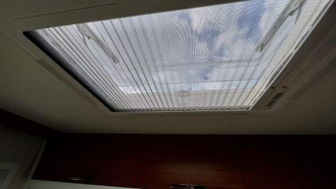 5 person Adria matrix 680 SP half integral camper