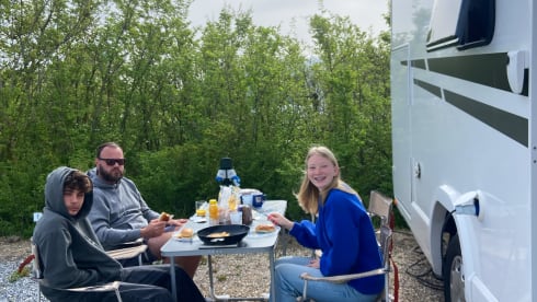 6p Ford alcove uit 2023