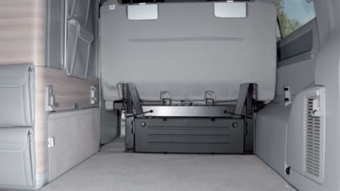 Modern 4 berth California  – VW California  (Blackburn)