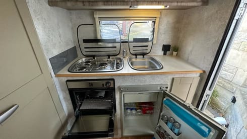 4 berth Peugeot alcove from 2007