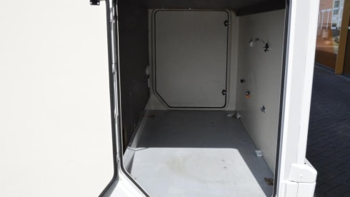 Fully equipped family camper from 2022