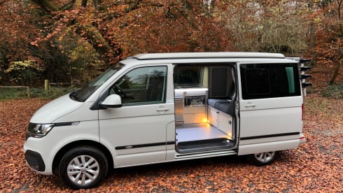 Bilbo – (VW001) 2021 VW T6 2 berth Bilbo's Camper van with heating