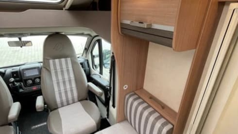 De Dennenappel – Beautiful Knaus motorhome 2013