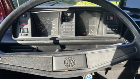 Woodie woodstocker – 2p Volkswagen campervan uit 1984