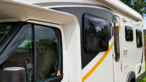 Sunrise  – 6 berth Ford transit tribute