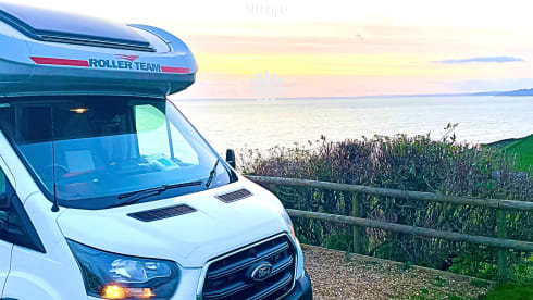 FREEDOM – 4 berth Roller Team bus from 2022