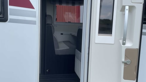 Sonnenschein  – Motorhome for 7 people