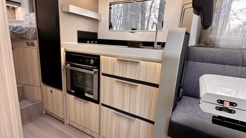 Adria Compact DL automatic 3p from 2024