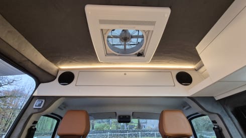 Fiordline One – 3 Berth Luxury Camper with Isofix
