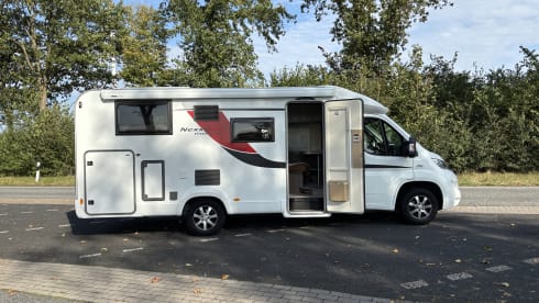 3p Bürstner semi-integrated from 2015