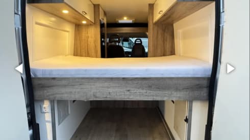 2p Peugeot bus from 2011