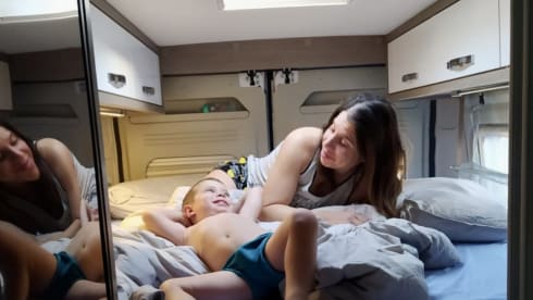 THE Family Van - 4 people