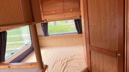 Dakota – 4 berth Autotrail alcove from 2004