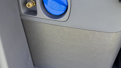  Betty – Volkswagen California Ocean EHybrid 2025 met 4 slaapplaatsen