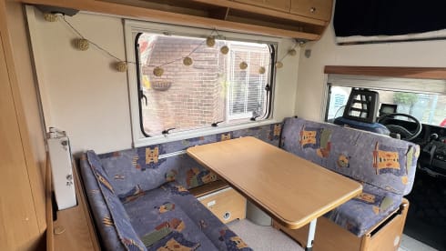 Koofie – 4p Knaus alcove from 2002