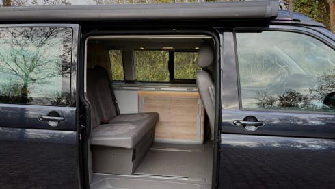 Kamiel – VW California Ocean (T6)  - automaat - full option - fietsenrek