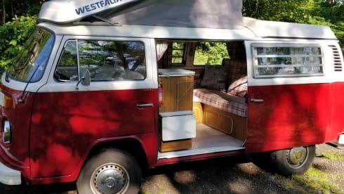 Heidi – H - Vintage VW T2 Campervan Early Pick UP/Late Drop Off