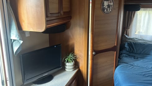 Jeranca – Cozy camper for 4 persons with reversing camera.