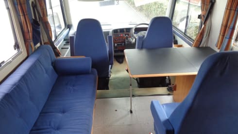 Arto – 3 berth Niesmann + Bischoff Arto 59b