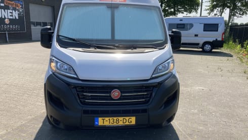 2p Fiat Ducato bus camper Challenger V114