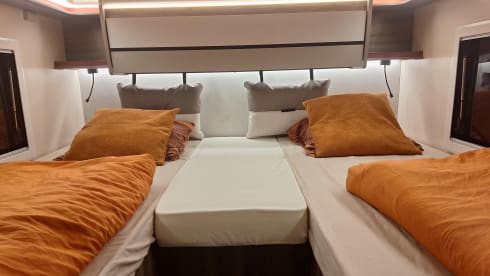 Volledig ingerichte splinternieuwe camper