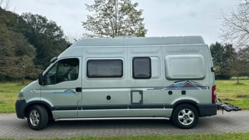 De Master – Robuster 3-Pfünder-Pössl-Bus aus dem Jahr 2008