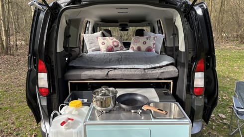 Palermo – 2-seater Ford campervan from 2026