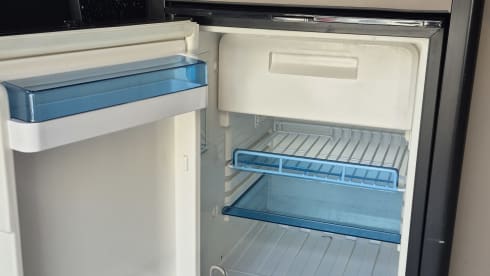 Vanessa – High Spec 4 berth VW T6 campervan
