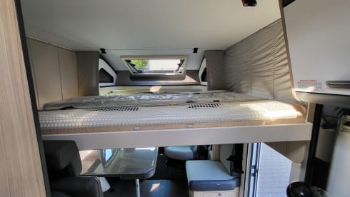 Sun Living S70sl – New and chic camper with single beds of 2.10, fully equipped