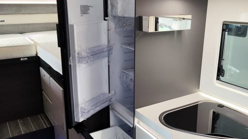 Bavarian Camper 2 – 5 people and still under 7m - the kronos 285TL.