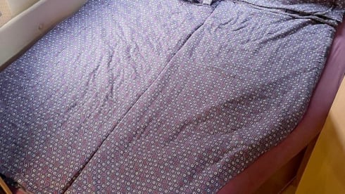 Goldie – Bürstner Ixeo IT 664, Standklima, AHK, Markise, Hubbett