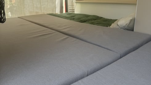 Pluk – 2p Peugeot campervan uit 2014