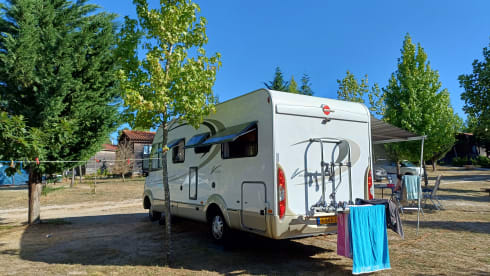 4p Bürstner integral camper from 2009