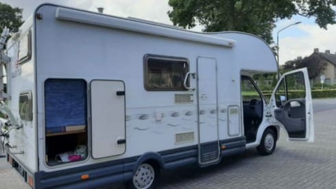 Rola – Neat and well maintained Autoroller camper
