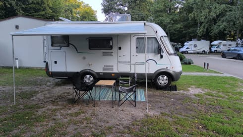 Hymerakos – Gezellige 4-persoons Hymer camper voor mooie roadtrips