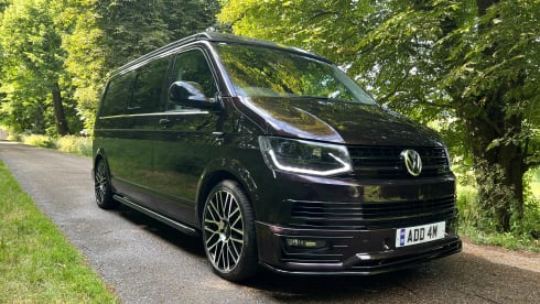 ADDAM – 4 berth Volkswagen bus from 2016