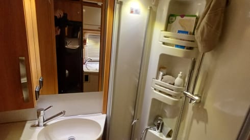 2p Hymer semi-integrated uit 2017