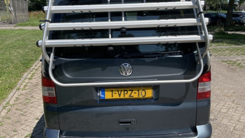 4p Volkswagen campervan from 2004